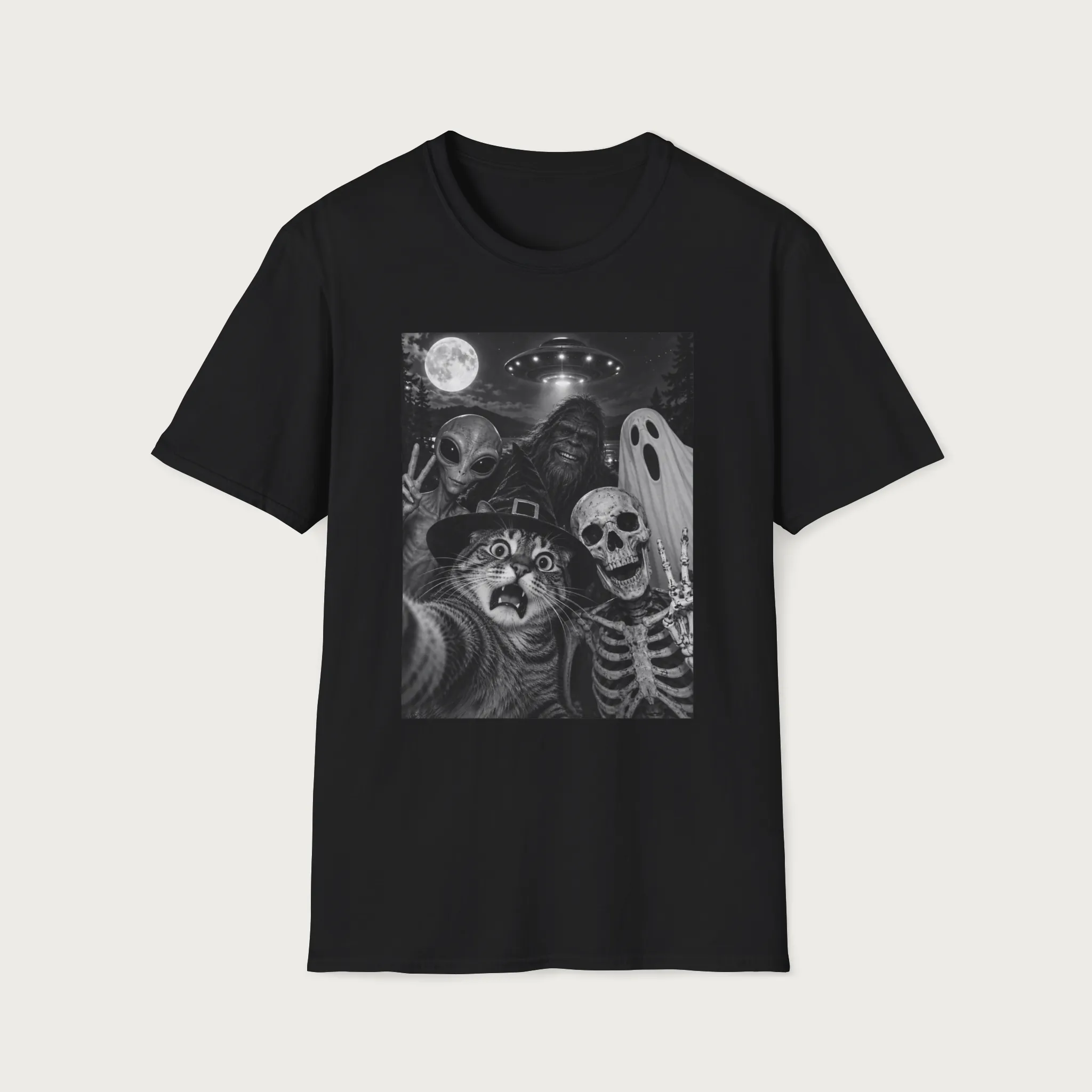 halloween-cat-selfie-skeleton-alien-bigfoot-ghost-ufo-shirt Halloween Cat Selfie With Skeleton Alien Bigfoot Ghost UFO Shirt